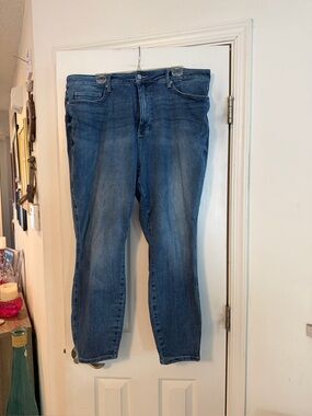 Judy Blue Women's Skinny Jeans in Medium Blue Wash